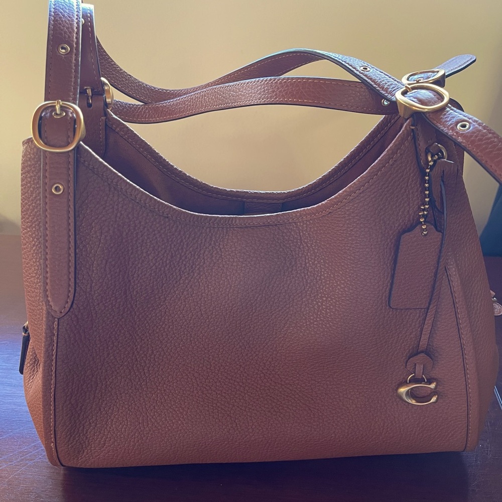 Coach Bella Leather medium Shoulder Bag